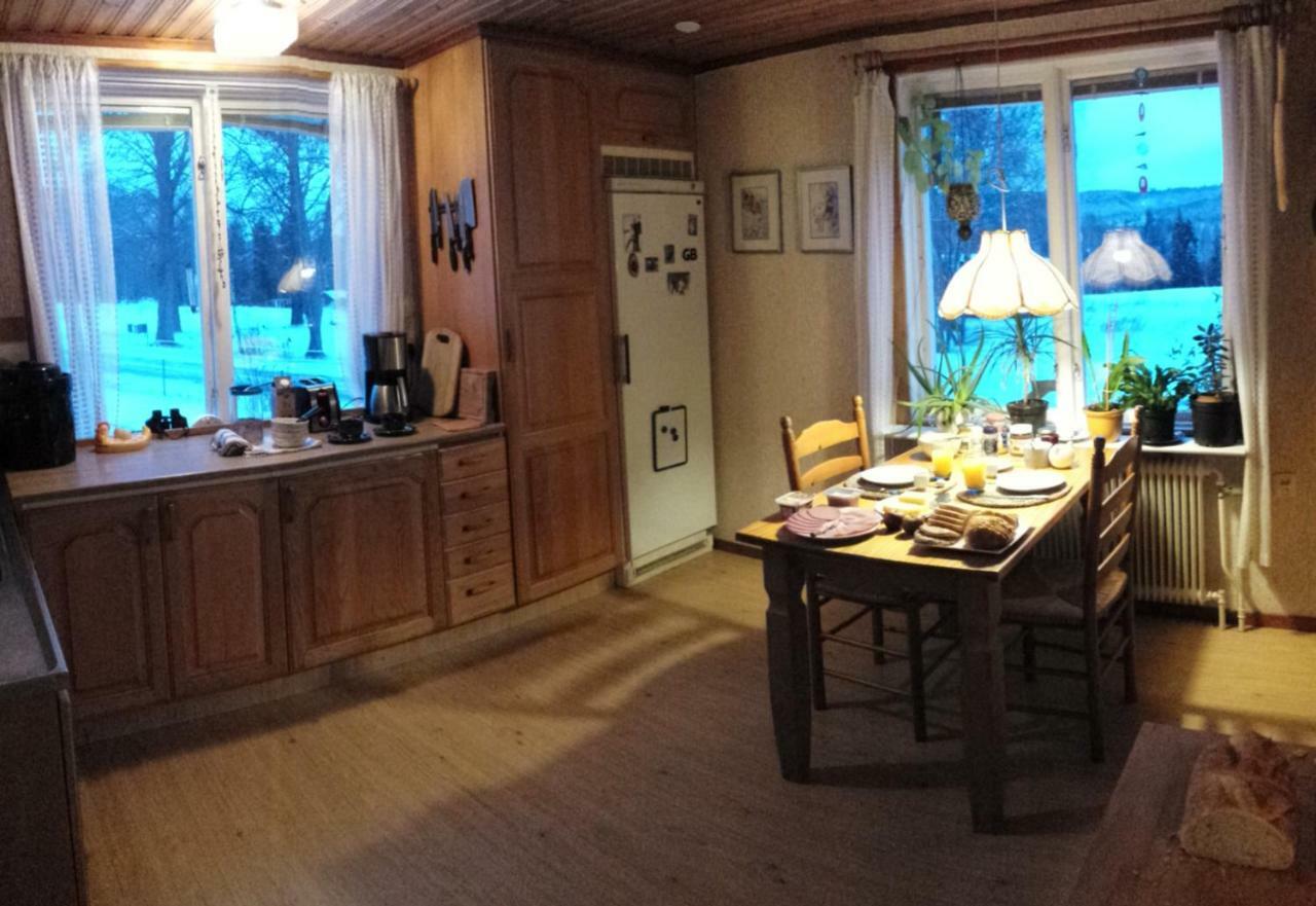 Bed and Breakfast Tva Ekar Gard Rada Экстерьер фото