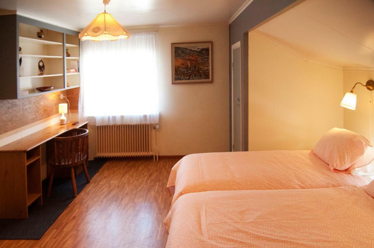 Bed and Breakfast Tva Ekar Gard Rada Экстерьер фото