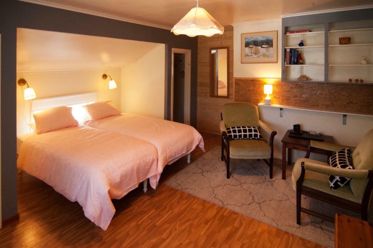 Bed and Breakfast Tva Ekar Gard Rada Экстерьер фото